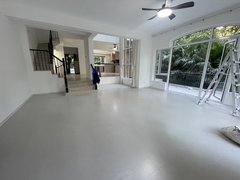 深圳龙岗龙岗中心城水岸新都一期别墅新生地铁站，豪装别墅，小区环境优美，适合住家出租房源真实图片