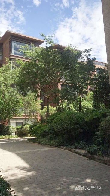 溪麓南郡小区 4室 176.0平 售房