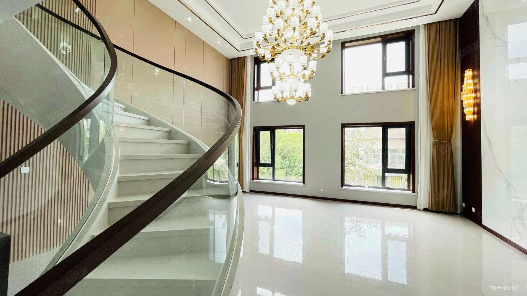 秀兰城市花园5室3厅3卫255㎡南北235万