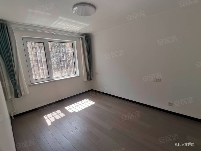 丽海馨苑精装修未住大套二多层低楼层地铁口采光无遮挡