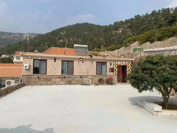 沙子口租房,沙子口东麦窑村,平房带院,平台看海,海边沙滩,民宿,门口