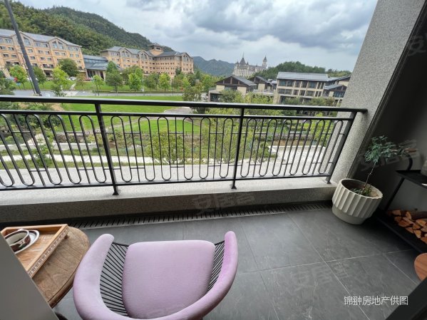 天使小镇陌上花开