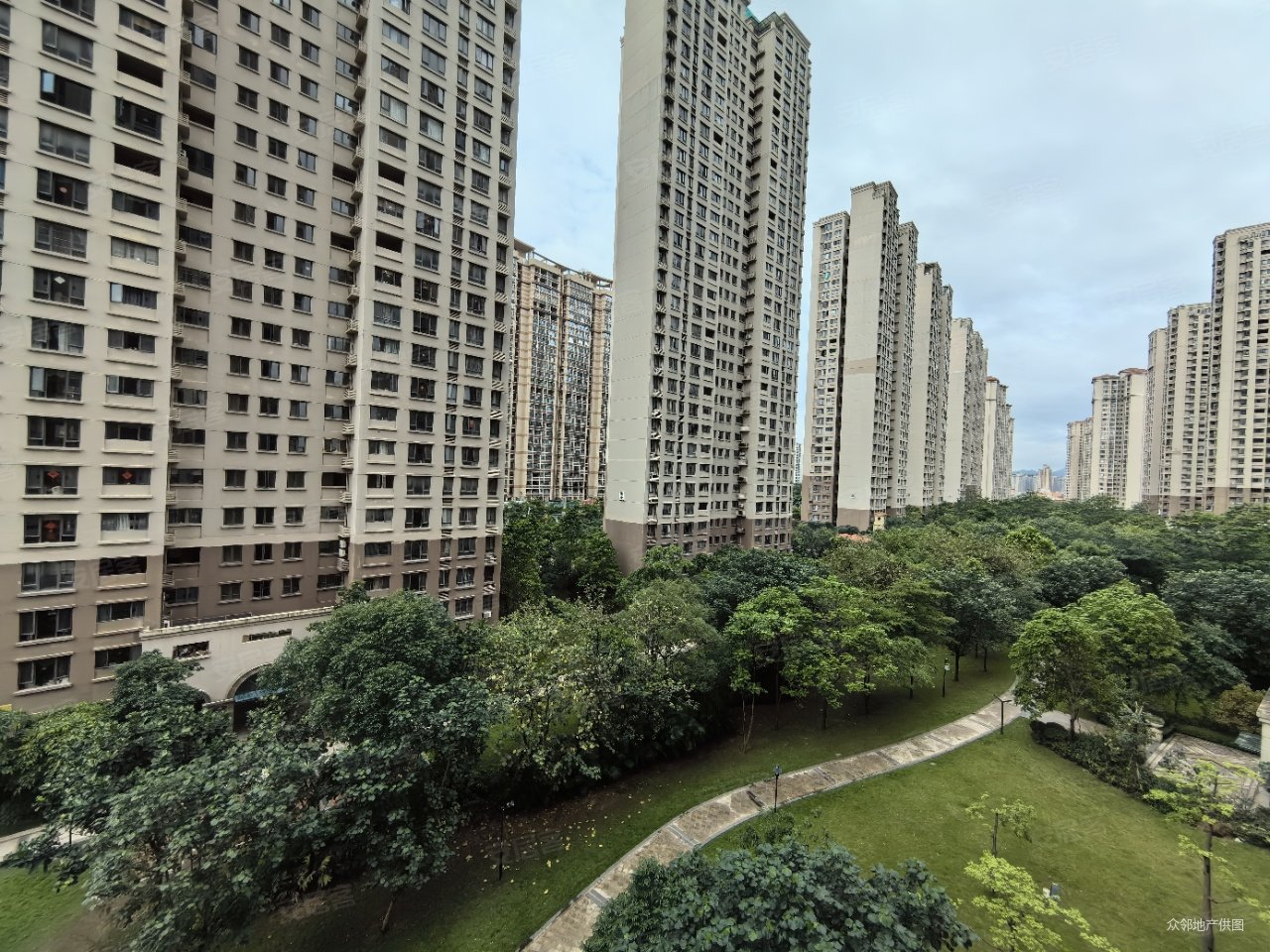 惠州房产网>惠州二手房>惠城二手房>金山湖二手房>中信凯旋城五六期>