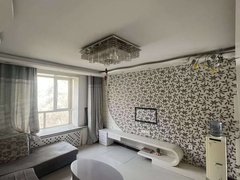 阿拉尔幸福路国际商贸城短租，两室两厅一卫，家具家电齐全拎包入住出租房源真实图片