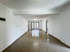 海口龙华滨海海口市龙华区国贸金融商圈 万象城   金华城电梯三房出租房源真实图片