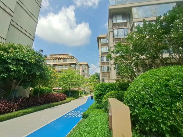 南宁兴宁三塘万科第五园南宁市兴宁区 万科第五园 精装配齐朝南 看房