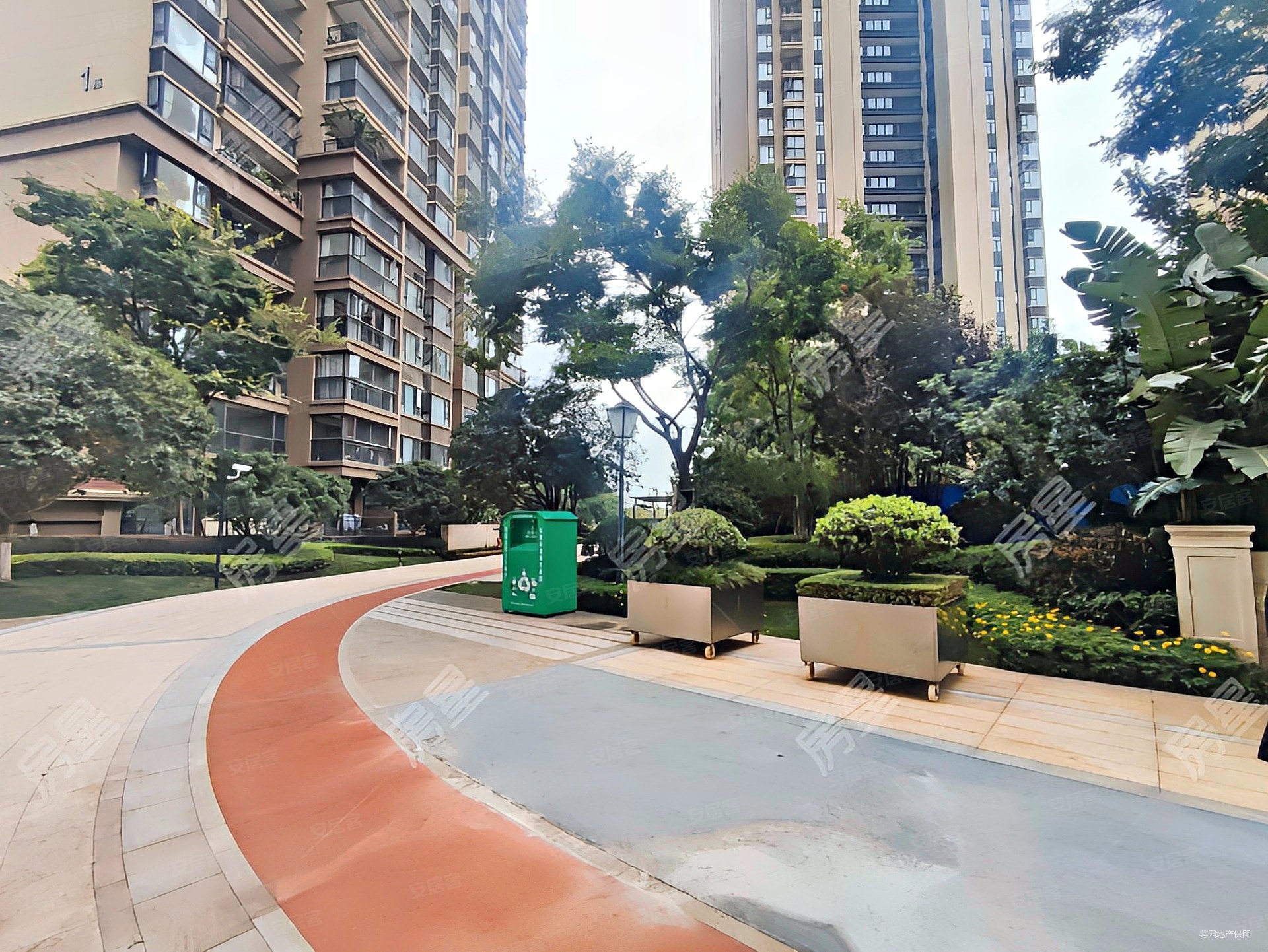 我若拿出小区环境图片阁下是否考虑来看看诚心出售