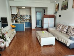 弥勒湖泉片区湖泉生态园湖景房,拎包入住,水乡边,小区环境优美,生活方便,房子保养好出租房源真实图片