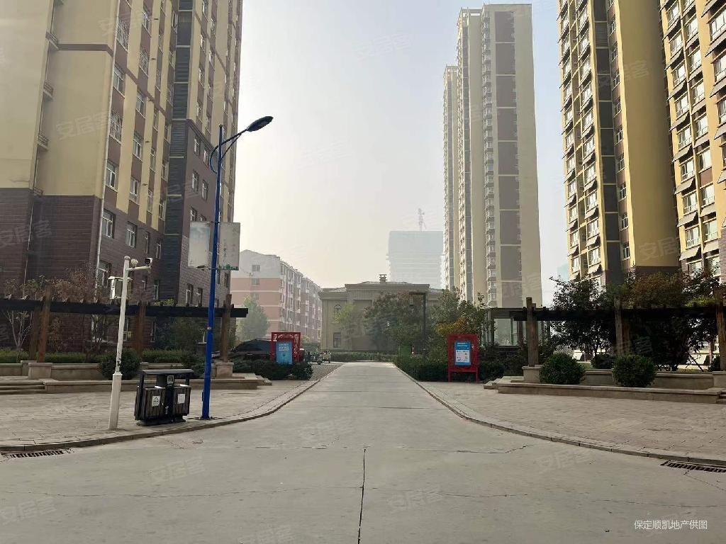 保定房产网>保定二手房>莲池二手房>长城家园二手房>蓝湖郡>