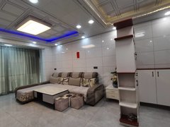 岑溪岑溪城区城区两厅4房,一年起租 新时代小区,出入方便,拎包入住,方便停车出租房源真实图片