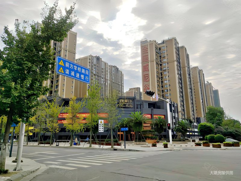 成都房产网>成都二手房>双流二手房>棠湖二手房>金座威尼谷>800_600