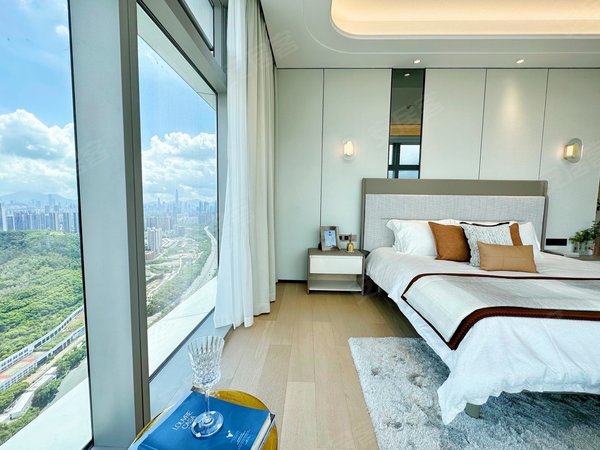 深圳南山华侨城侨城一号侨城一号 云端总裁公寓 私密性好 视野开阔
