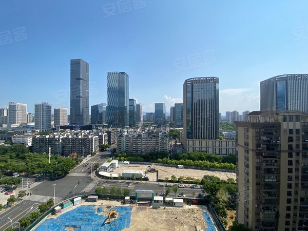 福州台江鳌峰鳌兴佳园二区今日实拍 鳌峰广场旁 鳌兴佳园二区 豪装大