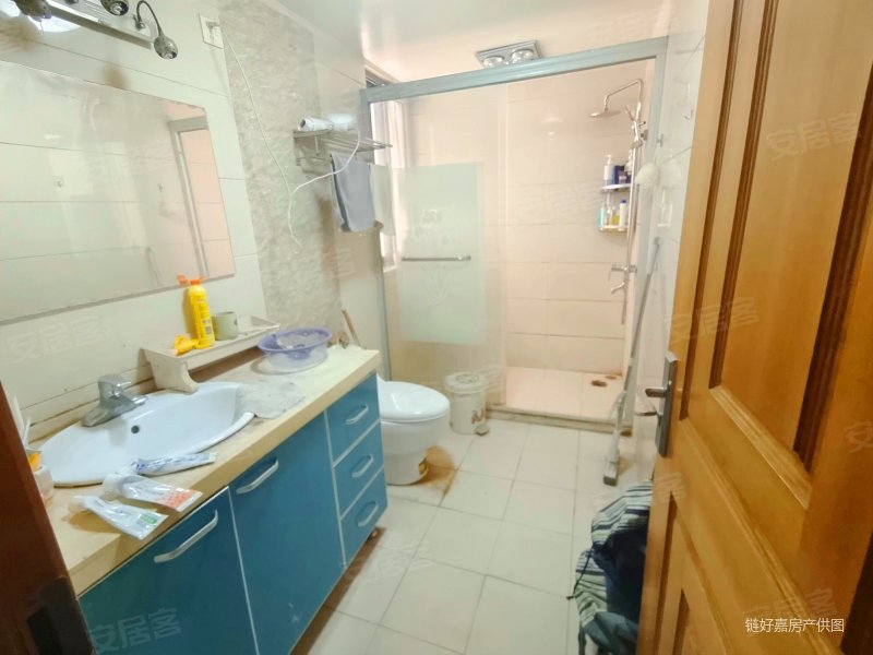 华锦苑3房 近龙湖 中间楼层带电梯 小区环境好,华