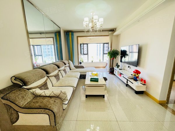 2室2厅1卫 电梯房 精装修 83平出租房源真实图片