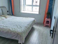 射阳射阳城东吾悦广场理想家园精装三室1500月，靠近老射中新射中，海都学校吾悦出租房源真实图片