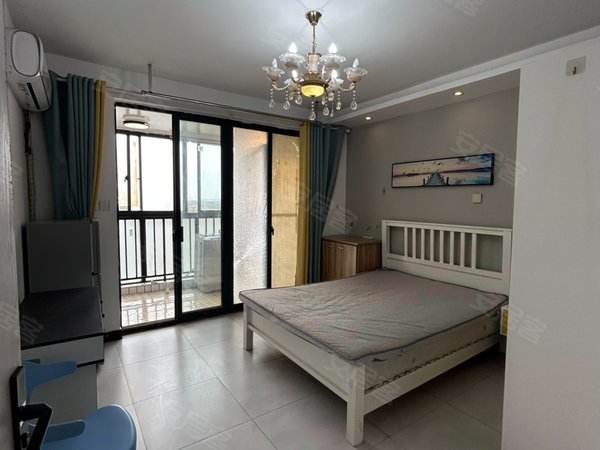 上海浦东川沙心圆西苑迪士尼上班看过来,有班车,交通便利,停车方便