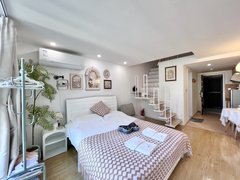 武汉江岸永清街8号线黄浦路地铁口 武汉天地 第二中学 天地壹方 民宿江景风出租房源真实图片