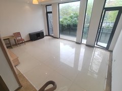 武汉江夏藏龙岛藏龙岛380平大别墅免费停车，阳光100大湖第，纳帕溪谷出租房源真实图片