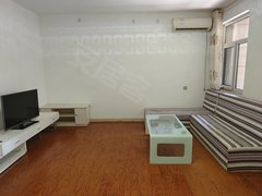 烟台芝罘幸福万泰花园 两室家电齐全 拎包入住 客厅带窗 1400出租房源真实图片