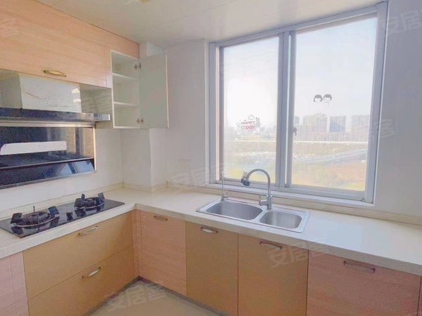 中河租房,东城水岸无中介民用水电女生合租可做饭附近东湖花园印象城