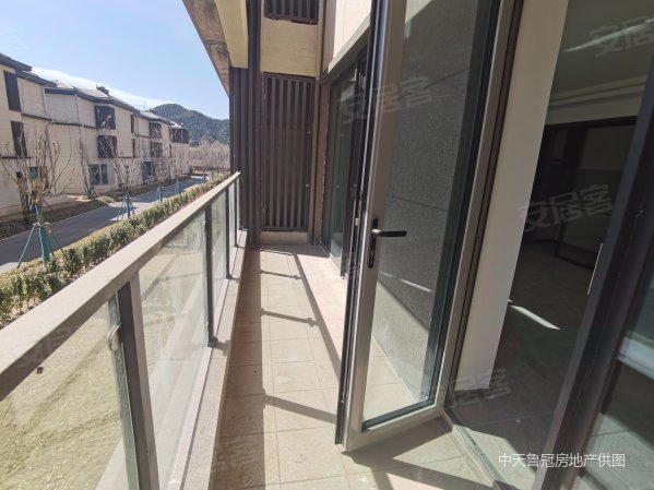 阳光城溪山跃现房叠拼别墅带装修随看随住