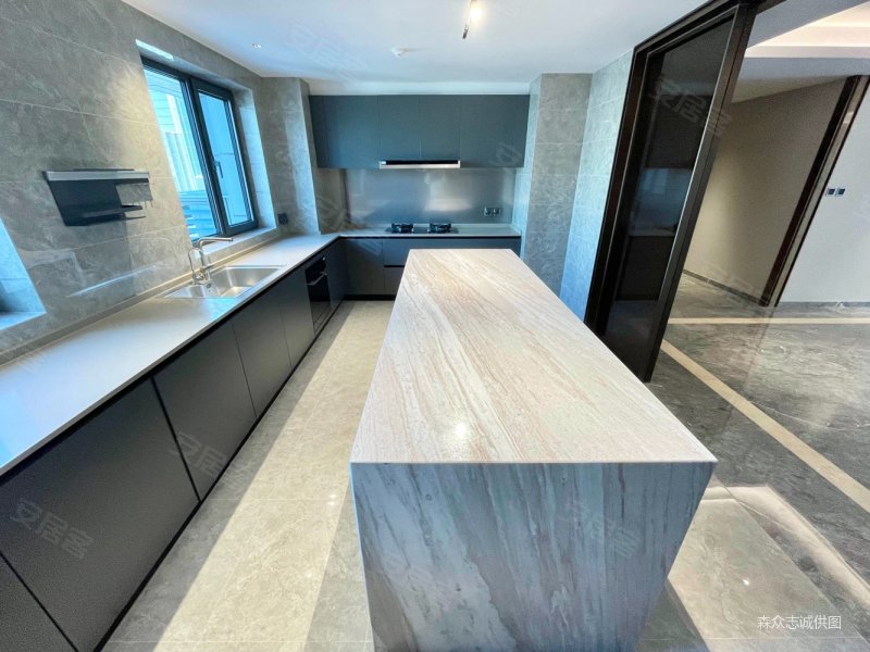 雅颂阁8号楼高区全新未住东户大平层没有挡光协议