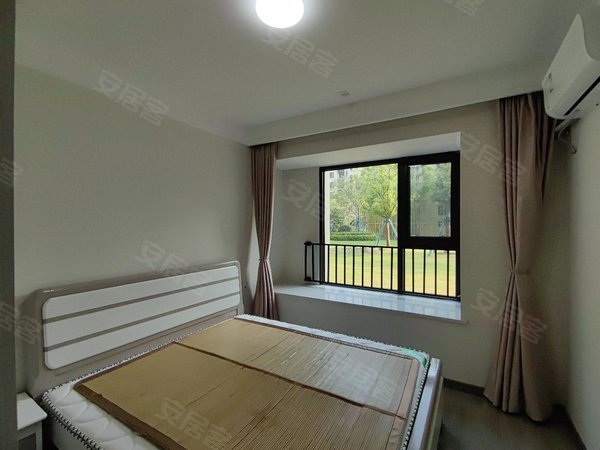 上海金山枫泾华发招商依云四季枫泾镇成熟小区依云四季出租房源真实