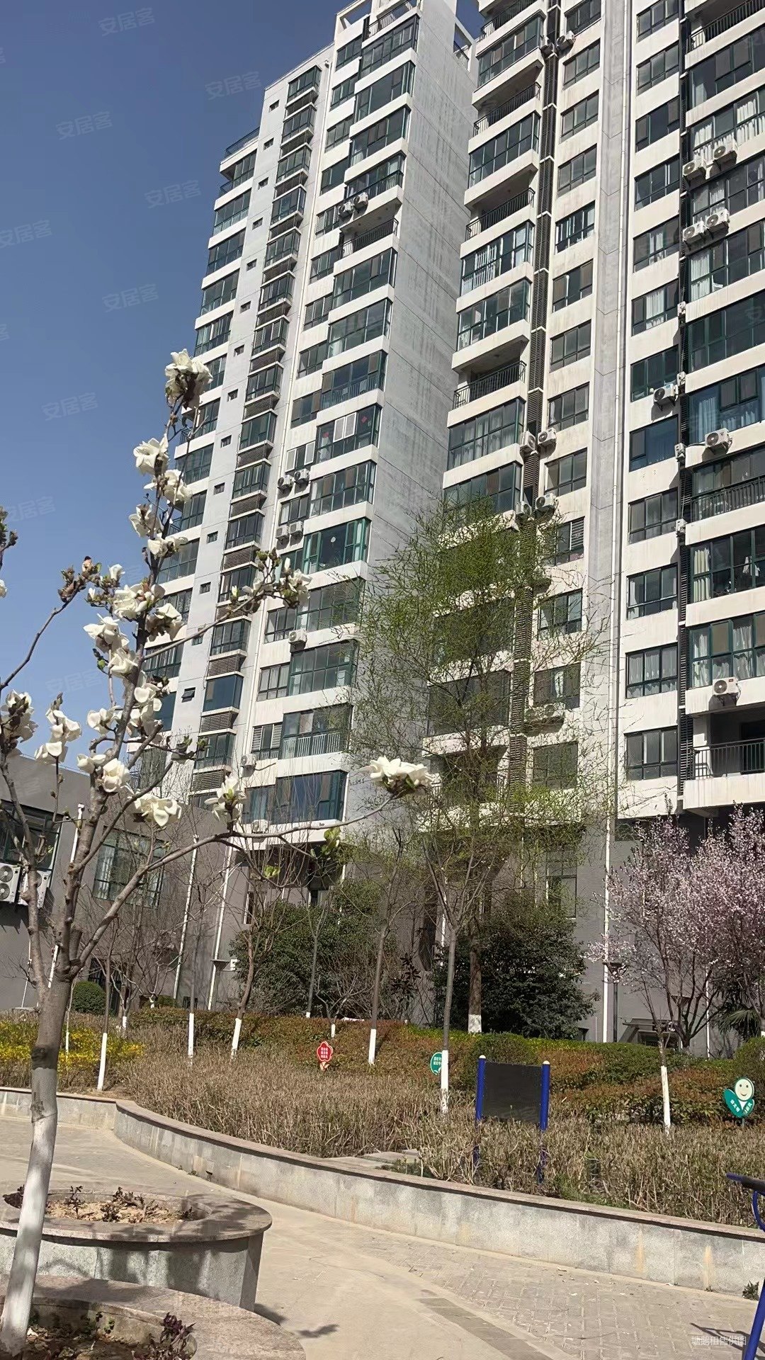 西安房产网>西安二手房>经开区二手房>未央湖二手房>辰宫双河湾>