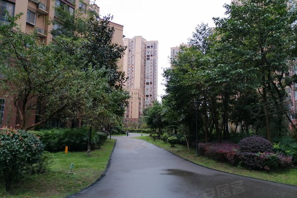 资阳小区 乐至小区 川鄂东路小区 圣特罗佩