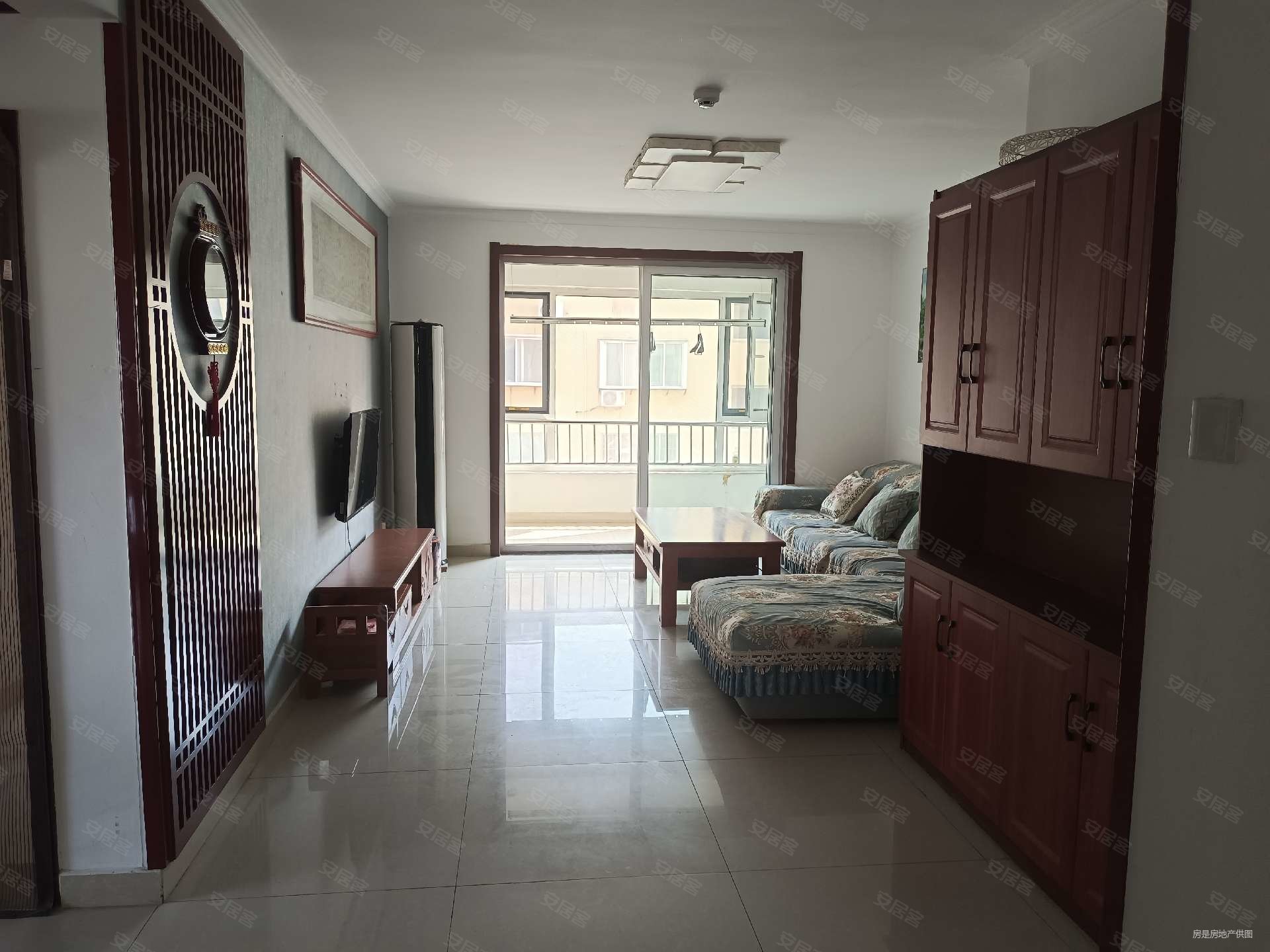 滨河壹号,电梯洋房,带车位储藏室,证件齐全,滨河一号东区二手房,69万