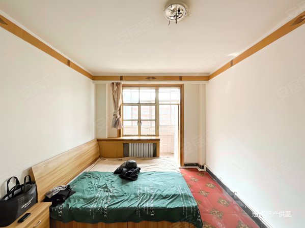 红山根西村4145号居民楼