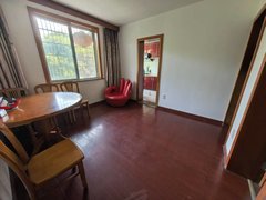 绍兴诸暨诸暨市区浣纱小学，南门市场附近的苎萝二村二楼二室一厅十小露台出租房源真实图片