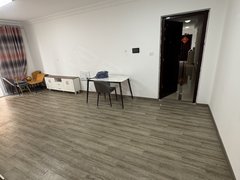 镇江句容句容经济开发区整租 天悦容城 精装两房 家电齐全 小区环境优美 随时看出租房源真实图片