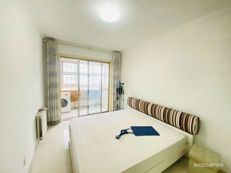 39万!急售东城名苑精装套二,楼层好,商圈成熟.