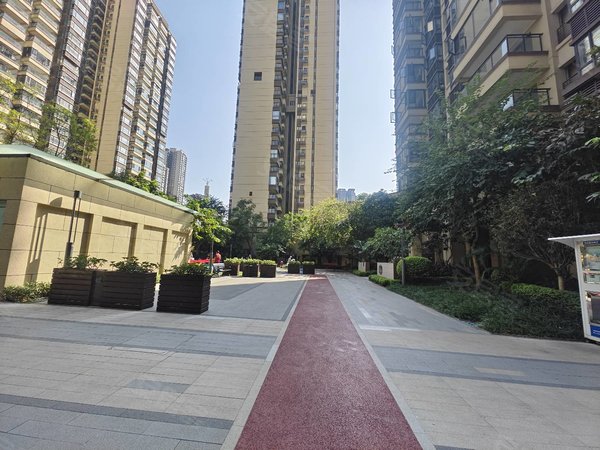 南宁良庆良庆镇檀府印象檀熙好便宜的三房1200,空房,小区环境很好