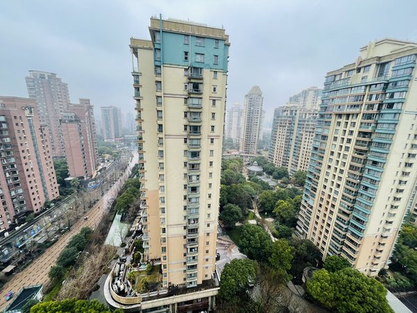 【多图】古北国际花园,古北租房,古北国际花园 1室2厅1卫 16000.