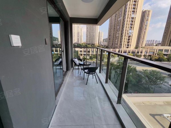 宁波慈溪慈溪银泰江岸臻园第一次出租江岸臻园 3室2厅2卫 精装修 配套