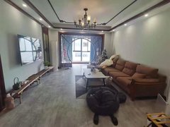 东阳横店明清宫苑南江名郡楼梯房精装三室,中间楼层,好位置,长租包物业2400出租房源真实图片