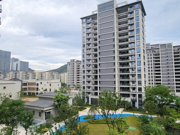 杭州富阳银湖众安顺源府众安顺源府 4室2厅2卫 119平 电梯房 南北通透
