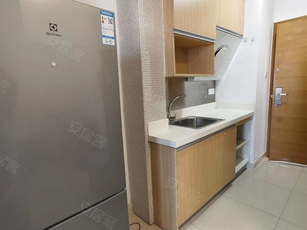 上海松江九亭九号公馆楼下就是九亭地铁站,3米层高独门独户一室户