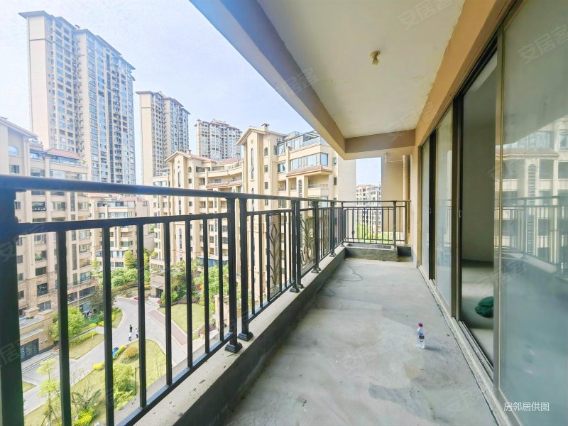 佳乐澜郡夏宫香缇