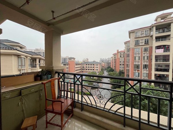 【多图】昊龙花园北区,桥南租房,昊龙花园北区大三房两厅两卫两阳台