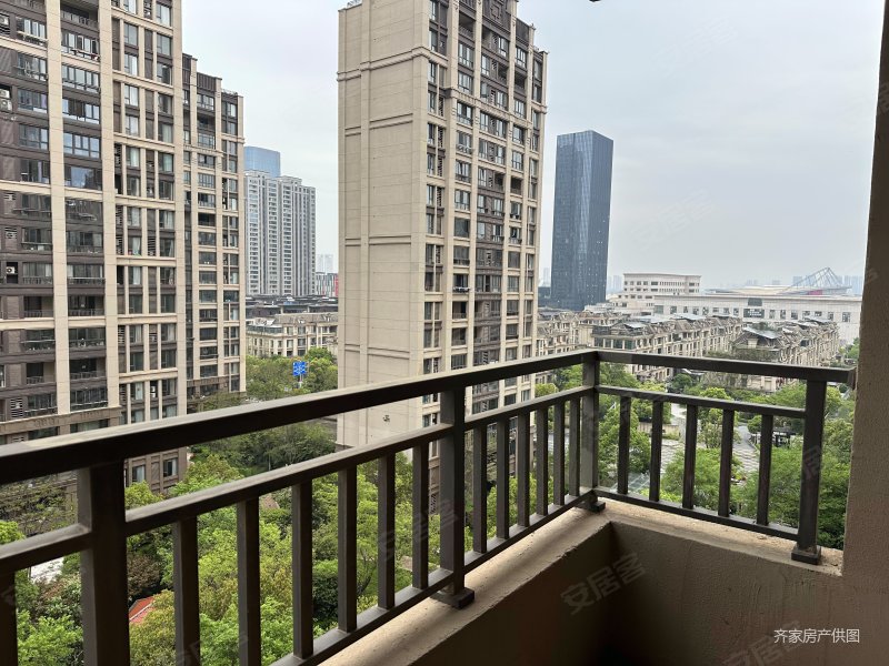 绿地悦城b区二手房,245万,3室2厅,1卫,143平米-南昌安居客