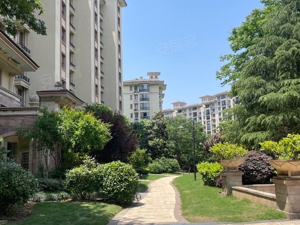 杭州余杭中泰新明半岛(公寓住宅)禹航路地铁口,很不错的房子,业主自住