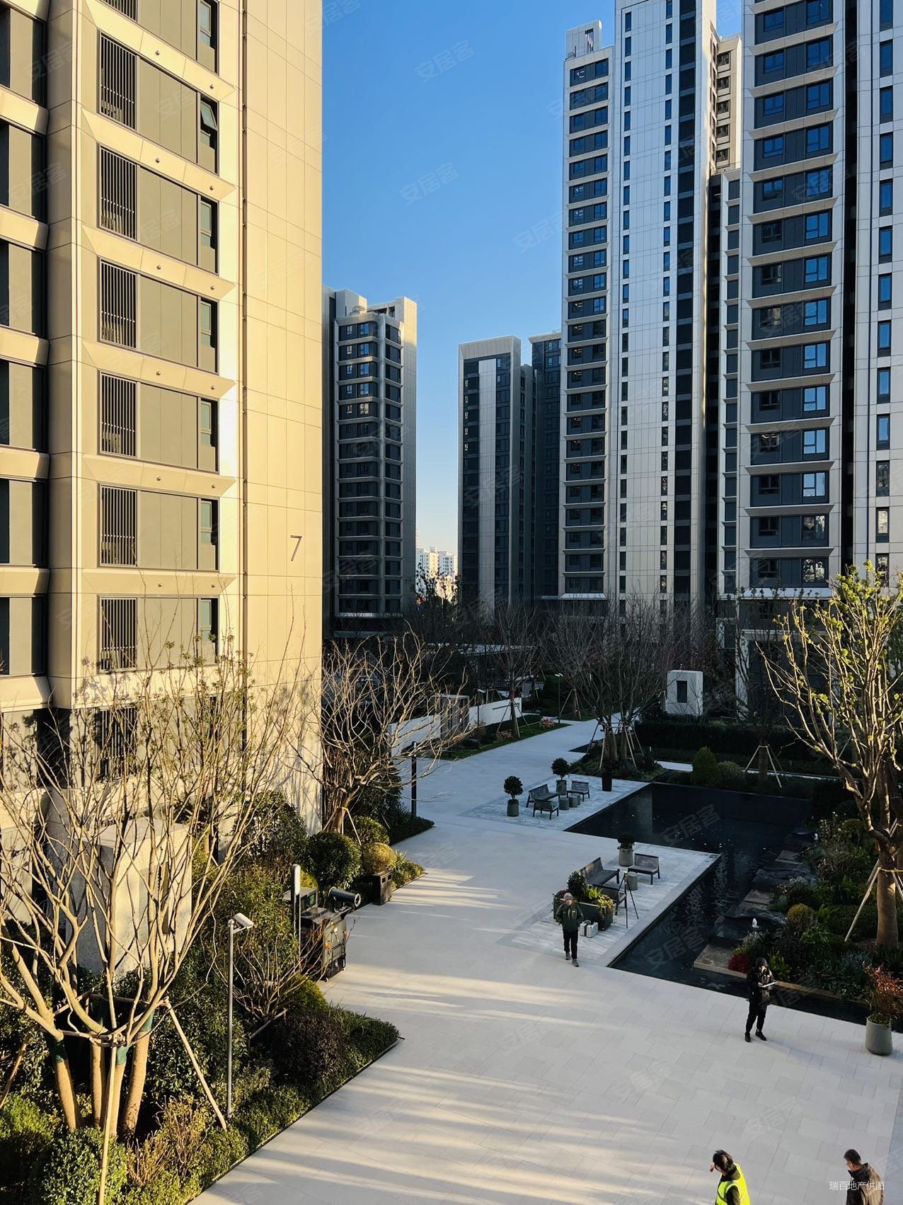 招商外滩玺3室2厅2卫178.29㎡南北1900万