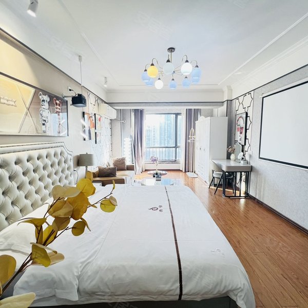 整租｜龒号线硚口路地铁站 星汇维港 武商MALL 万象城 江宸天街