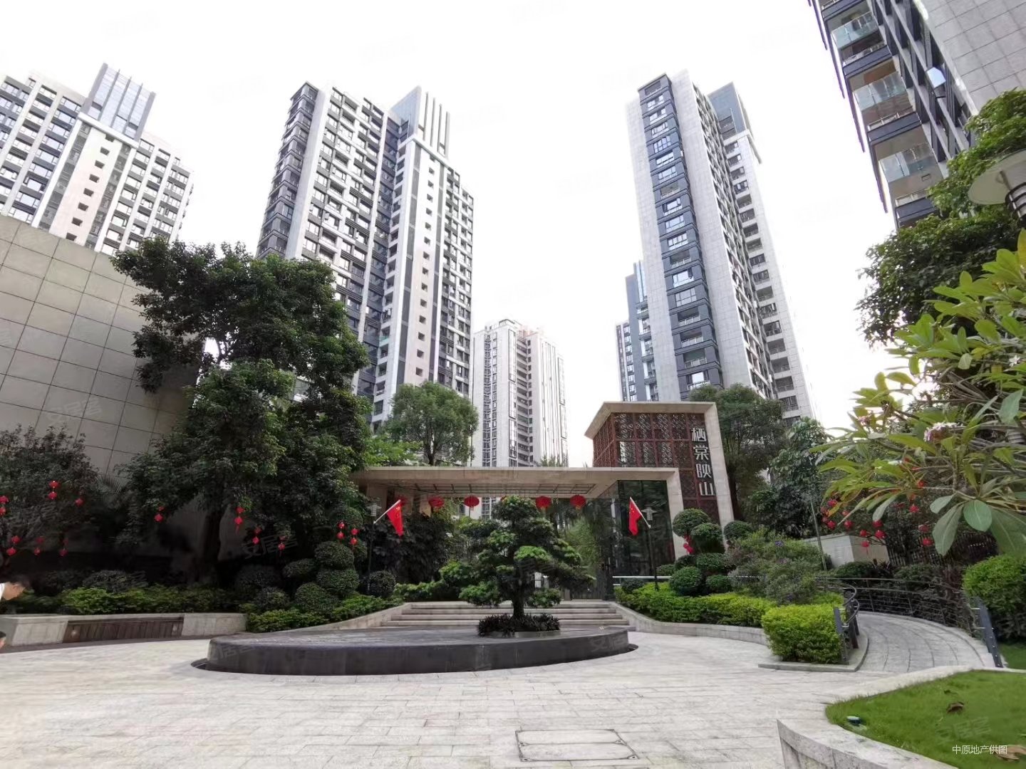 豪华装修 两梯一户 送20平米 花园 南北通,栖棠映山二手房,0万,4室2厅