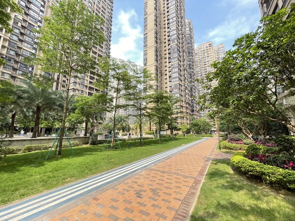 【多图】中海悦公馆,区政府租房,降桥地铁站 吾悦广场对面 四房两卫