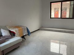 驻马店驿城大商新玛特关庄小区 1室1厅1卫出租房源真实图片